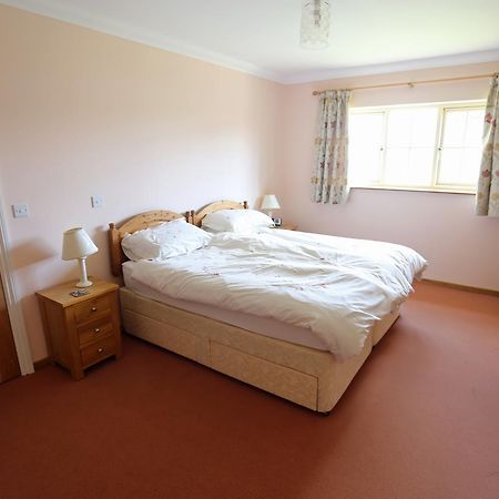 Redlands Farm Bed & Breakfast Stanwick  Exteriör bild